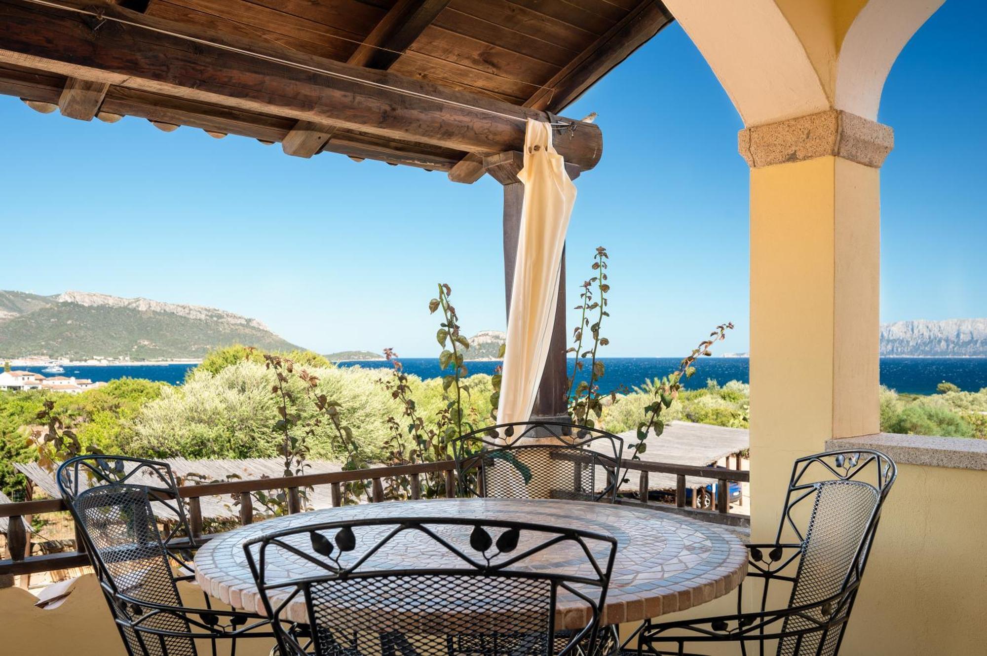 Spiaggia Bianca Pedra Rosa - Your House In Sardinia Golfo Aranci Exterior foto